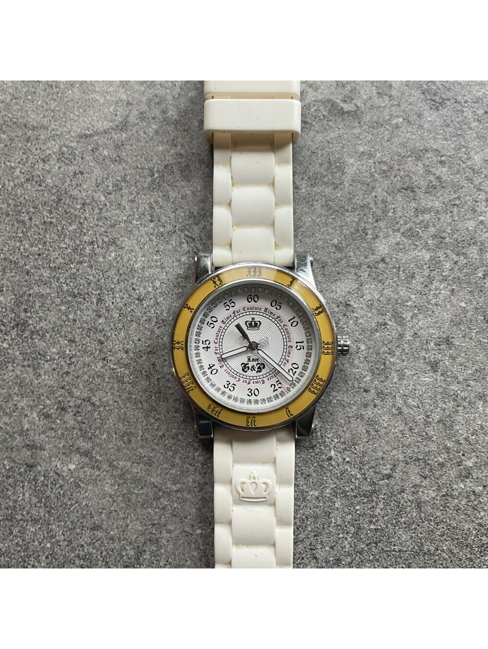 Juicy Couture Womens Watch 38mm Silver Tone Case White Silicon Band Bin Z